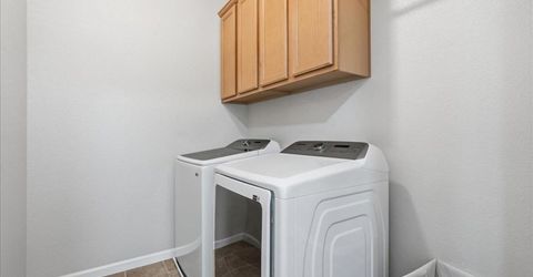 914 Campfire Cir, Rocklin, CA 95765 Photo