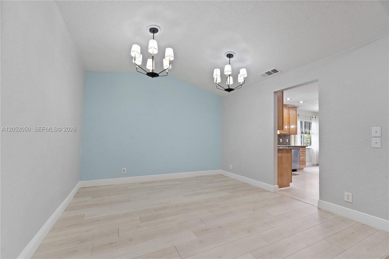 6307 Silk Oak Cir , Tamarac, FL 33319 Photo