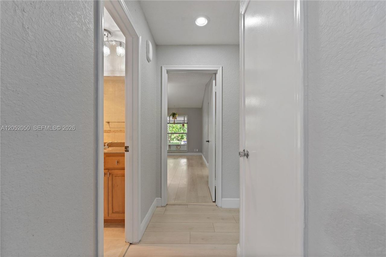 6307 Silk Oak Cir , Tamarac, FL 33319 Photo