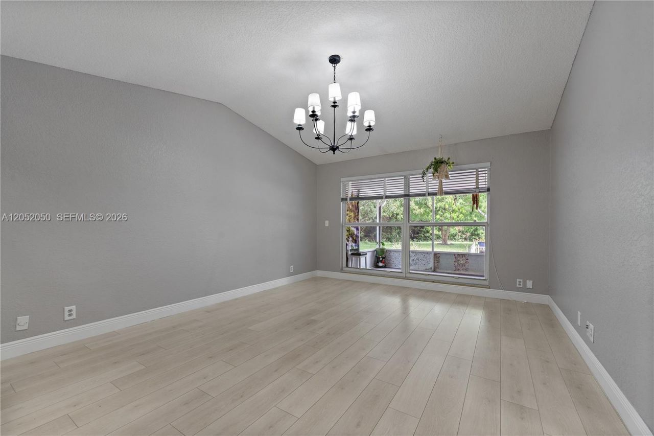 6307 Silk Oak Cir , Tamarac, FL 33319 Photo