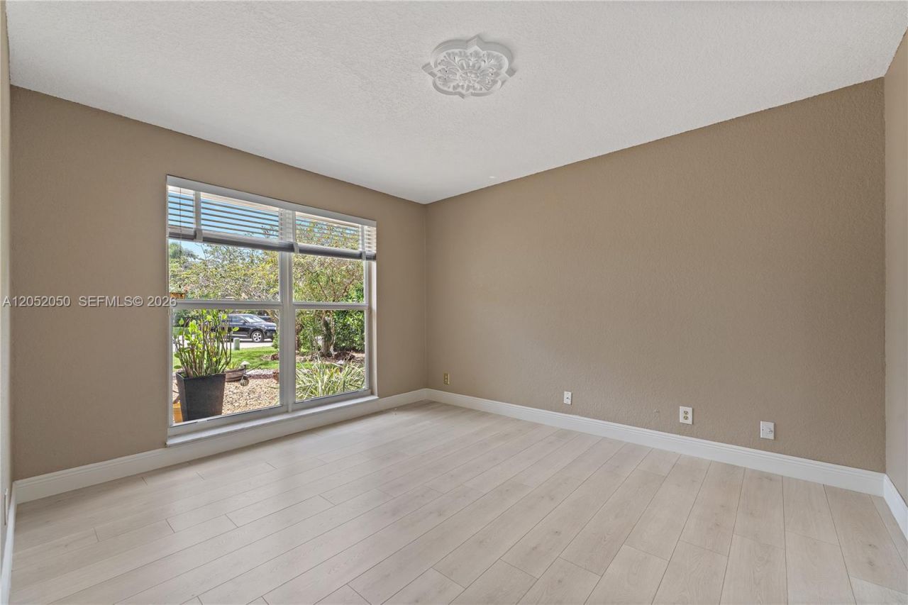 6307 Silk Oak Cir , Tamarac, FL 33319 Photo
