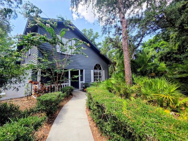 215 48TH STREET NW, BRADENTON, FL 34209