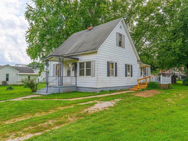408 S LAFAYETTE Street, Mt Pulaski, IL 62548