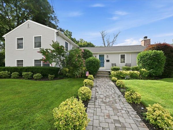 56 Glen Cove Drive , Glen Head, NY 11545