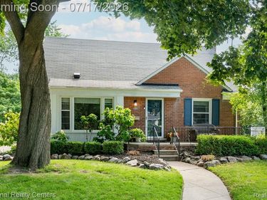 2028 N Wilson Avenue, Royal Oak, MI 48073