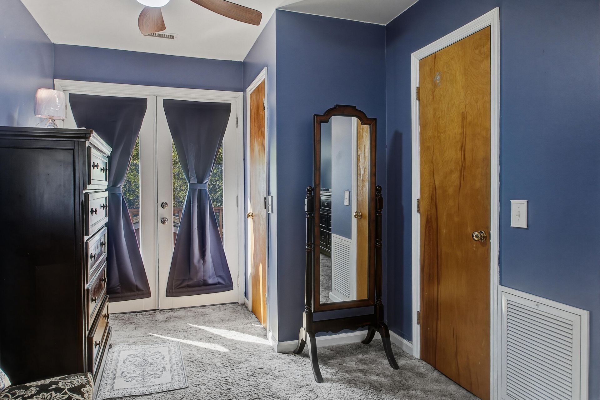 1235 Fort Drive Photo 13