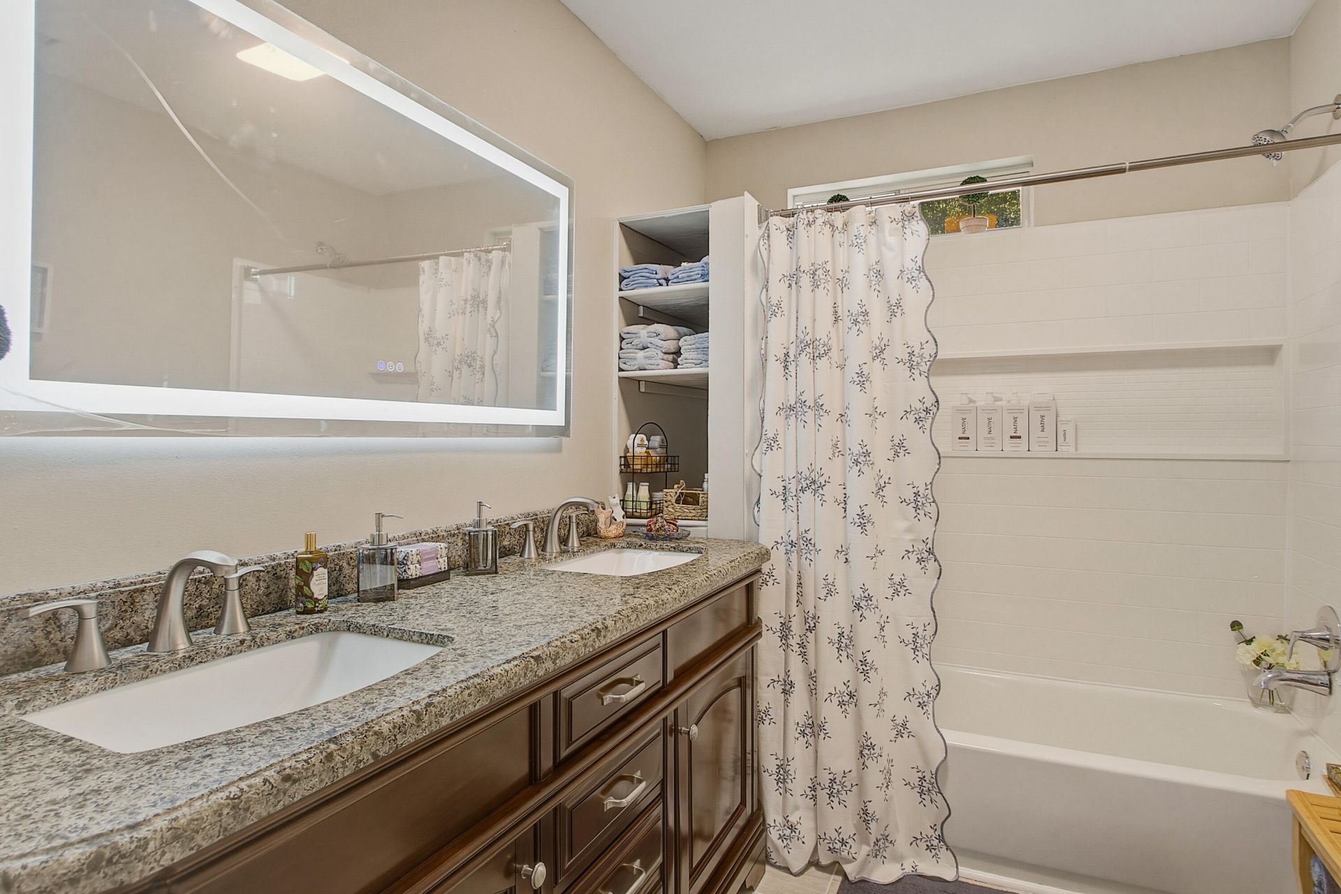 1235 Fort Drive Photo 15