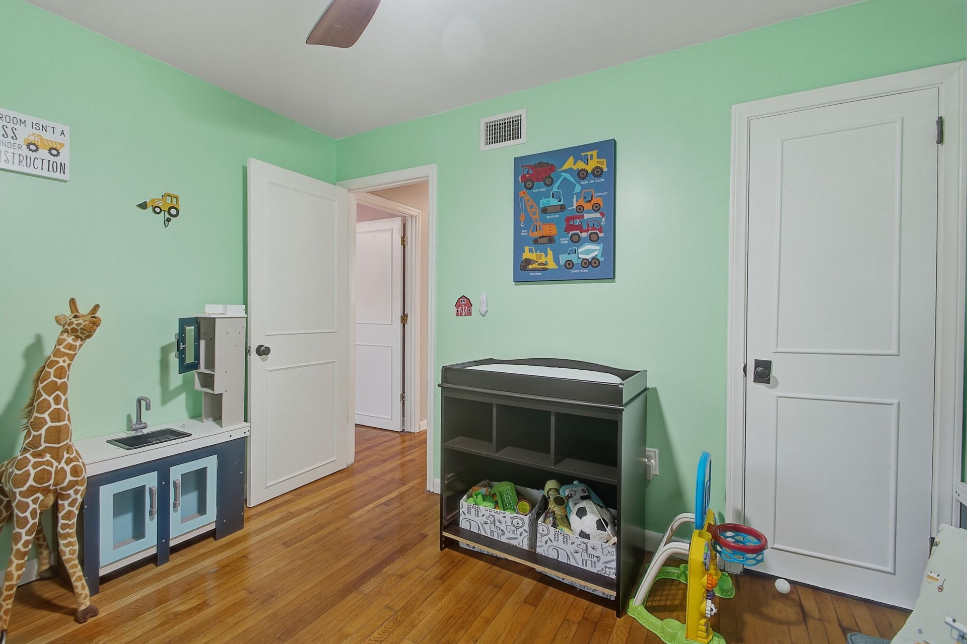 1235 Fort Drive Photo 27