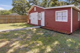 1235 Fort Drive photo 4