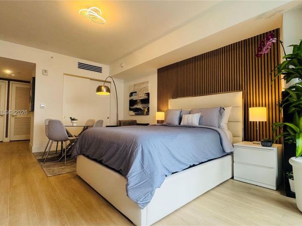 90 NE 32 St , Unit 613, Miami, FL 33137