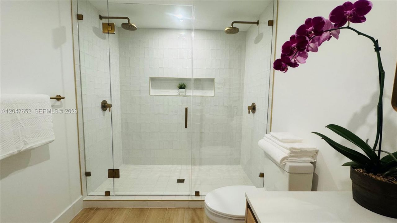 90 NE 32 St , Unit 613, Miami, FL 33137 Photo