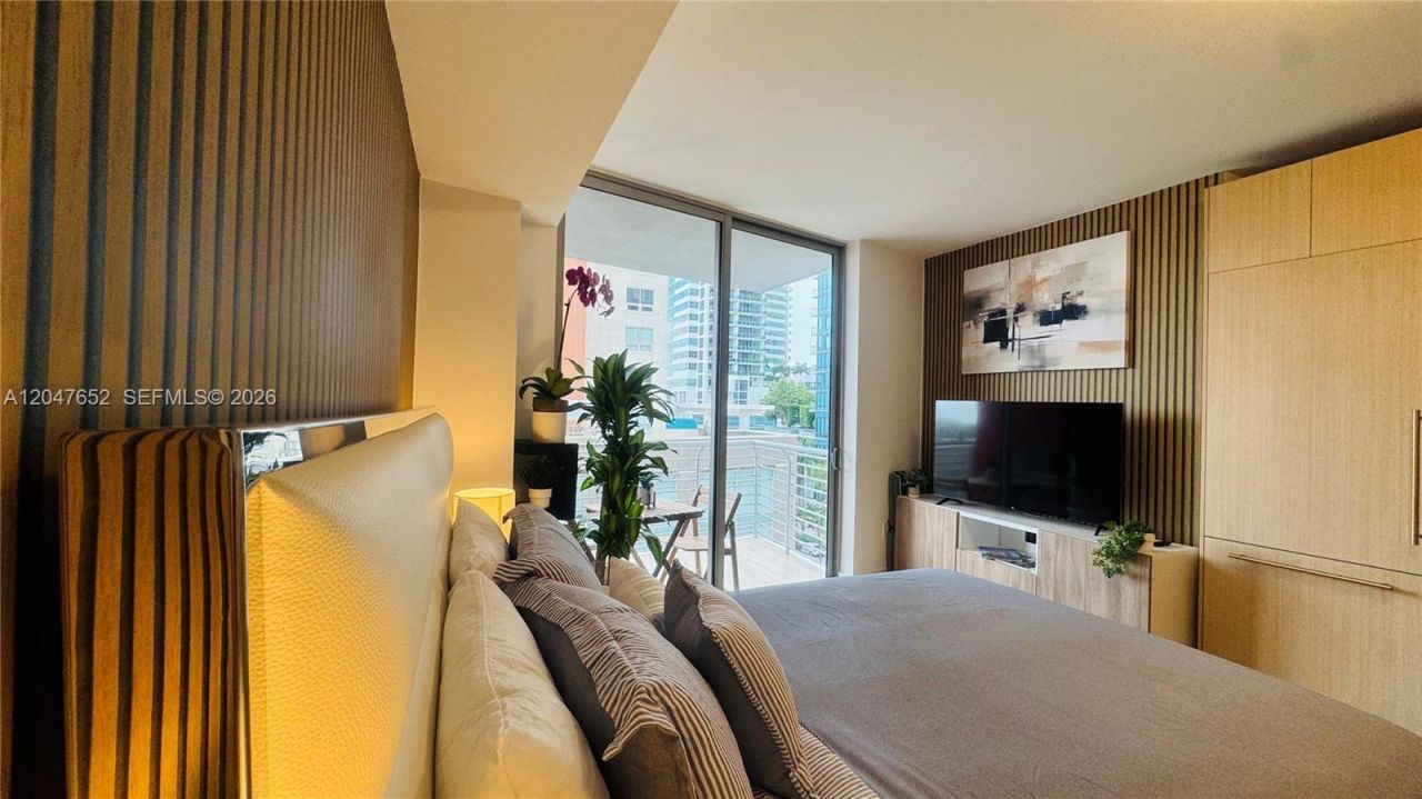 90 NE 32 St , Unit 613, Miami, FL 33137 Photo