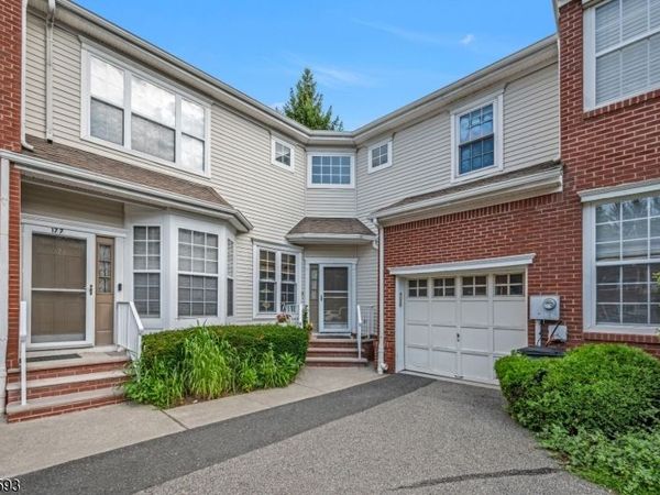 178 Crown Point Rd, Parsippany-Troy Hills, NJ 07054
