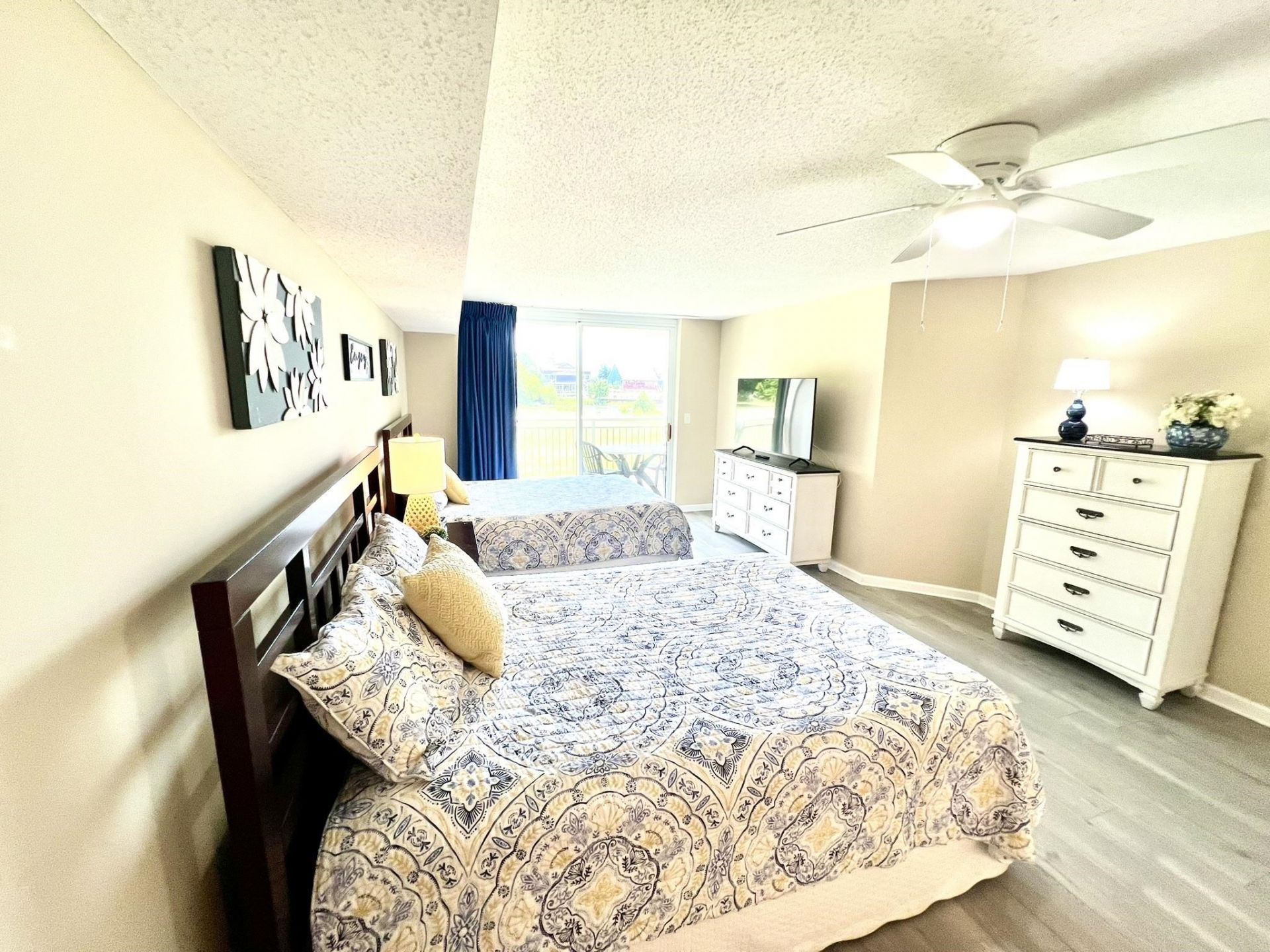 2151 Bridgeview Ct. Photo 16