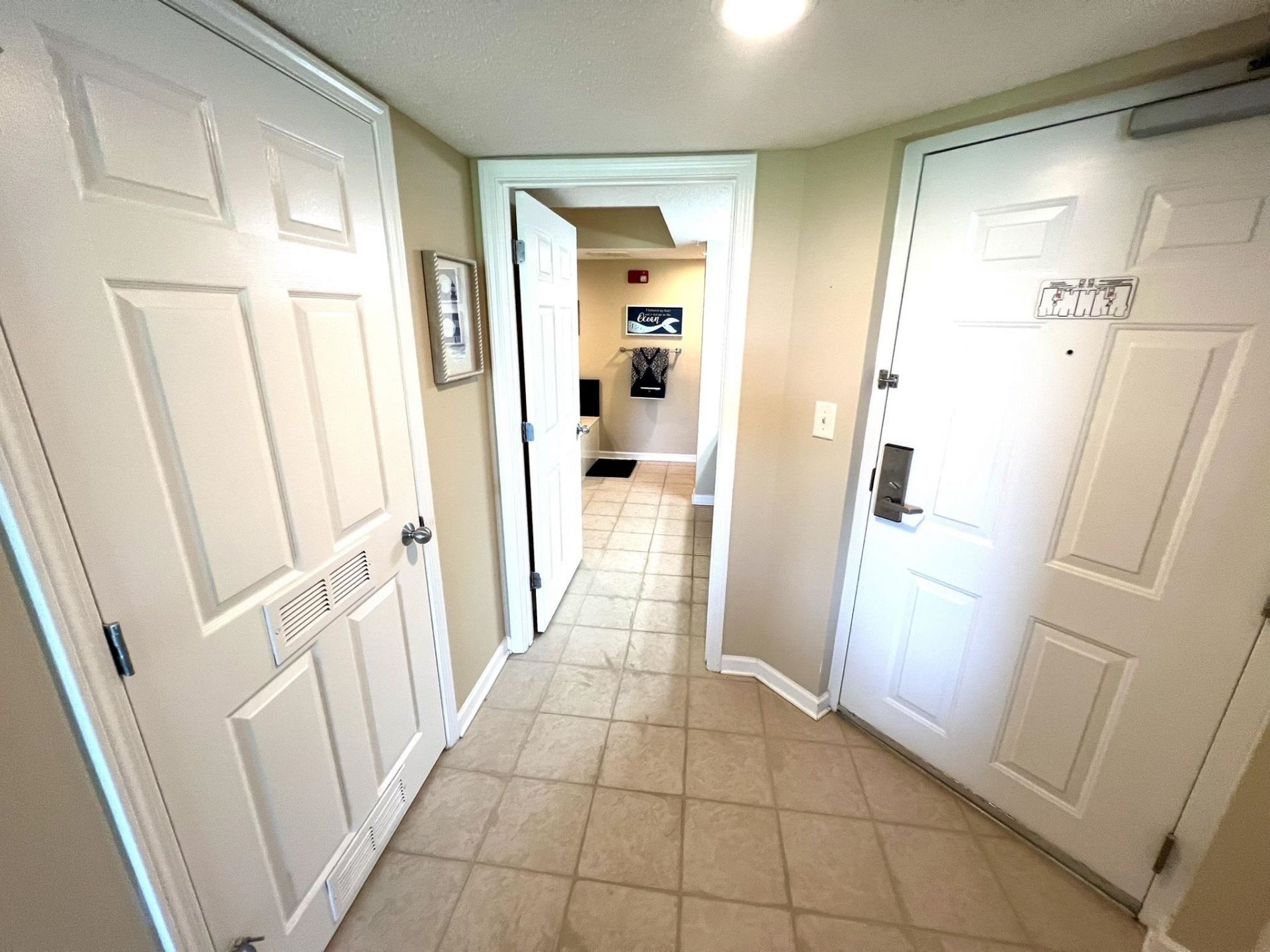 2151 Bridgeview Ct. Photo 18