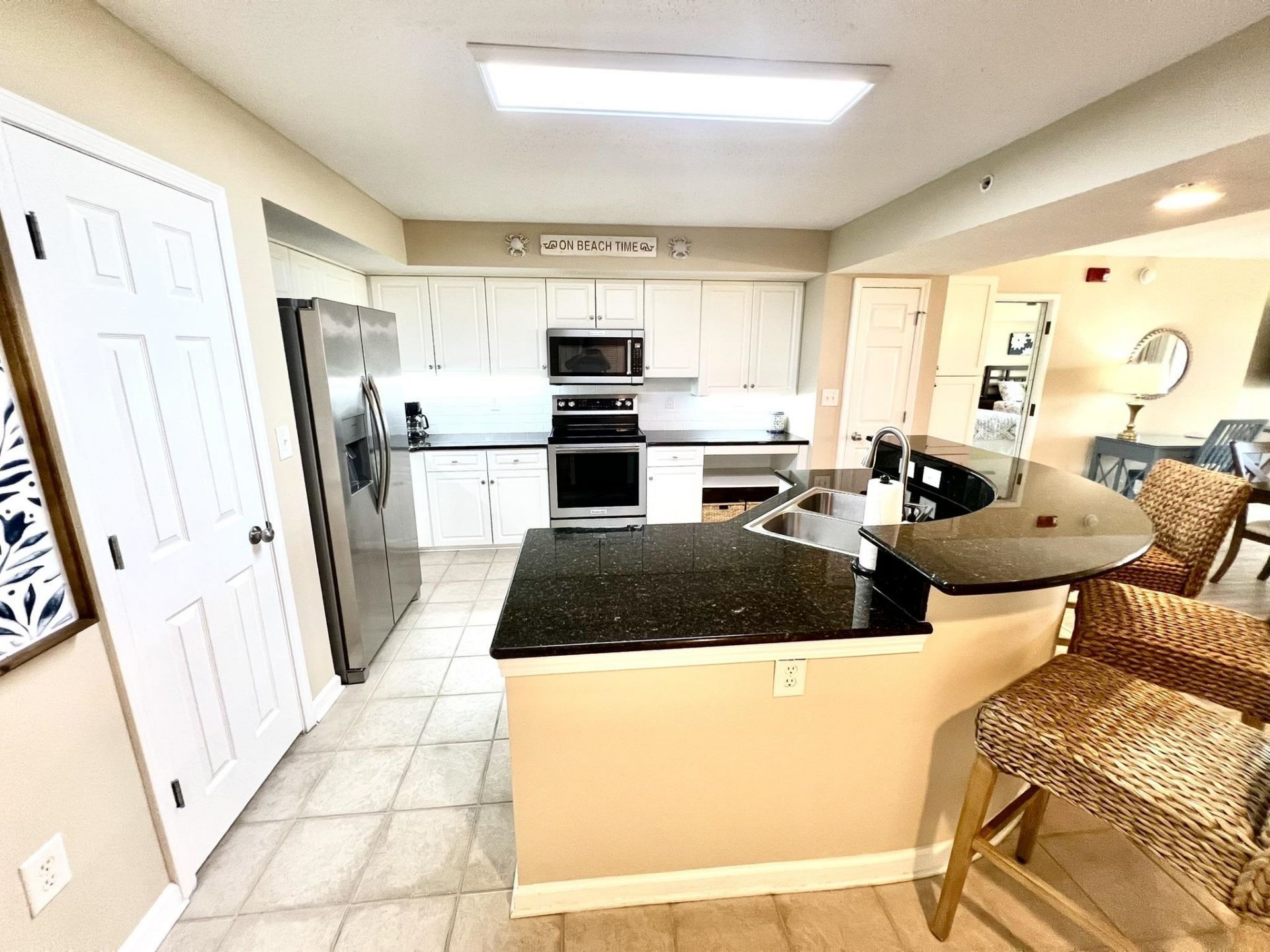 2151 Bridgeview Ct. Photo 5