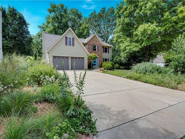 15331 W 84th Terrace, Lenexa, KS 66219