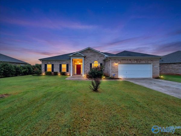 510 Bell Circle, Huntsville, AL 35811
