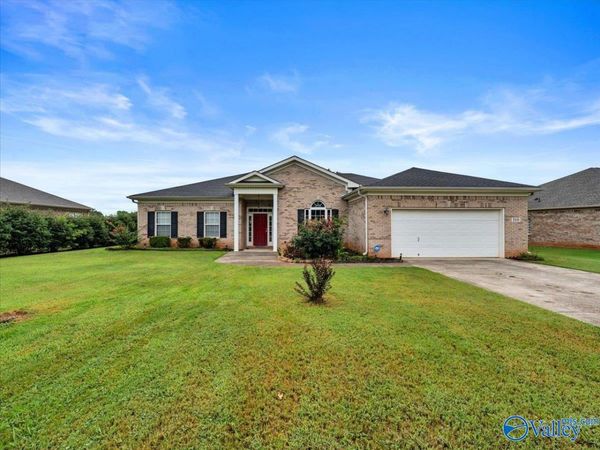510 Bell Circle, Huntsville, AL 35811