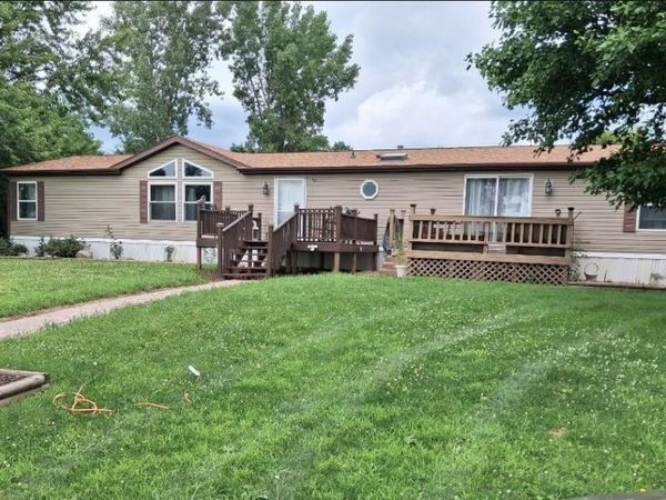 5124 Highway V37, LaPorte City, IA 50651