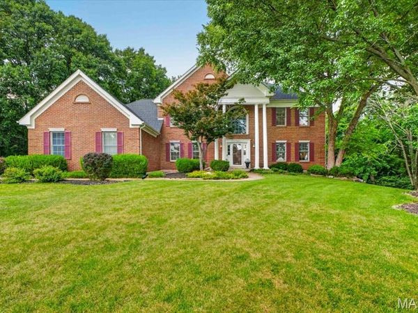 12743 Wynfield Pines Court, Des Peres, MO 63131