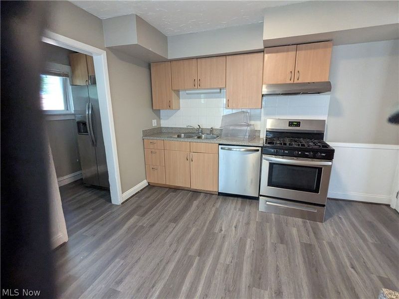 2965 E Derbyshire Road, Cleveland Heights, OH 44118 Photo 10