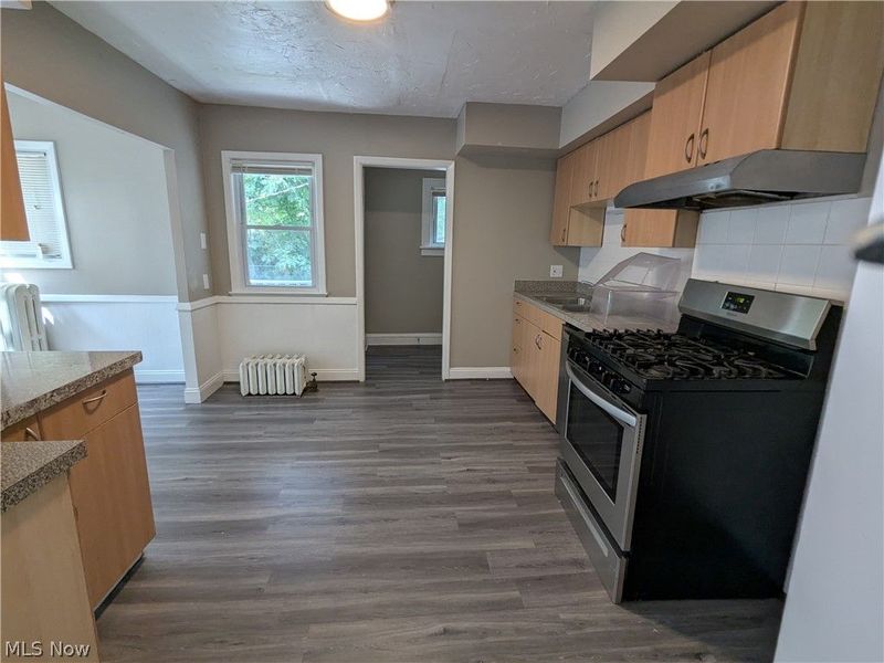 2965 E Derbyshire Road, Cleveland Heights, OH 44118 Photo 6