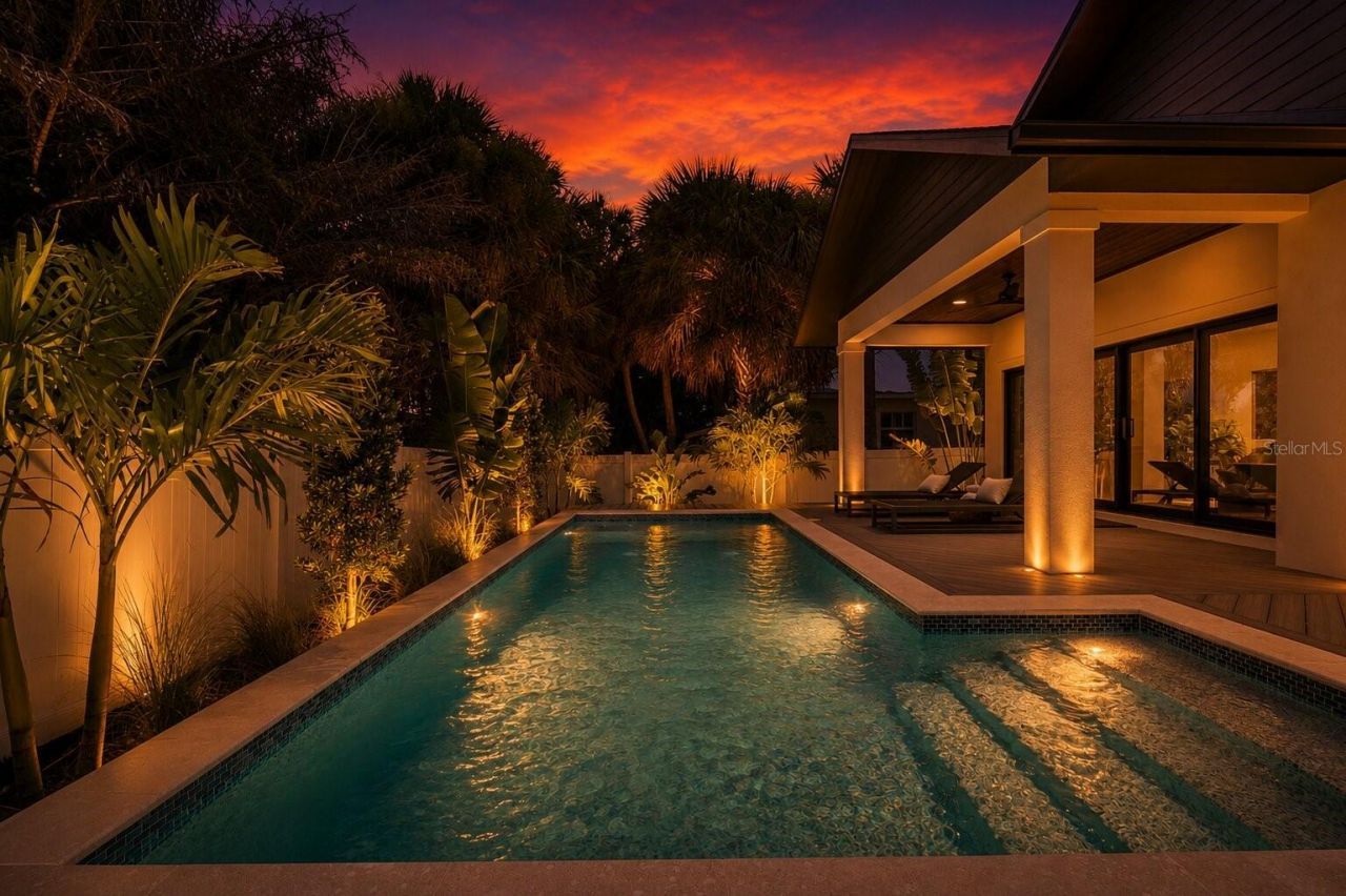 813 E 1st Avenue, New Smyrna Beach, FL 32169 Photo