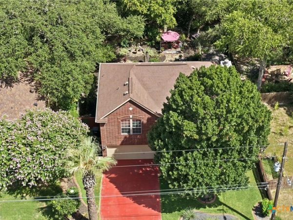 102 Elm Hill Court, San Marcos, TX 78666