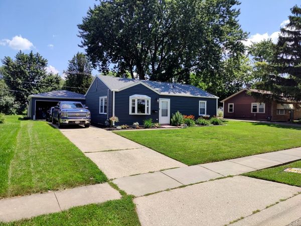 1604 BURRY CIRCLE Drive , Crest Hill, IL 60403