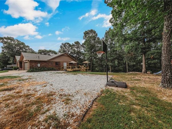 33 Little Drive, Bella Vista, AR 72715