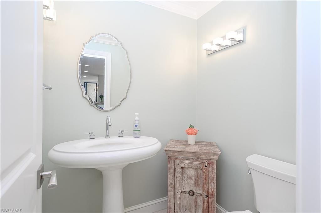 4001 Gulf Shore Blvd N, Unit PH8, Naples, FL 34103 Photo