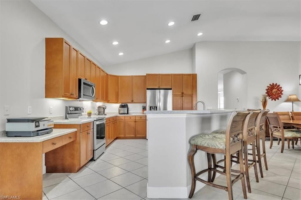 9276 Aviano Dr , Unit 202, Fort Myers, FL 33913 Photo