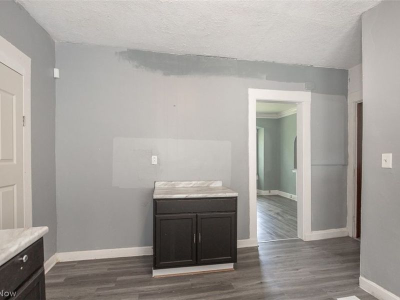 374 E 124th Street, Cleveland, OH 44108 Photo 12