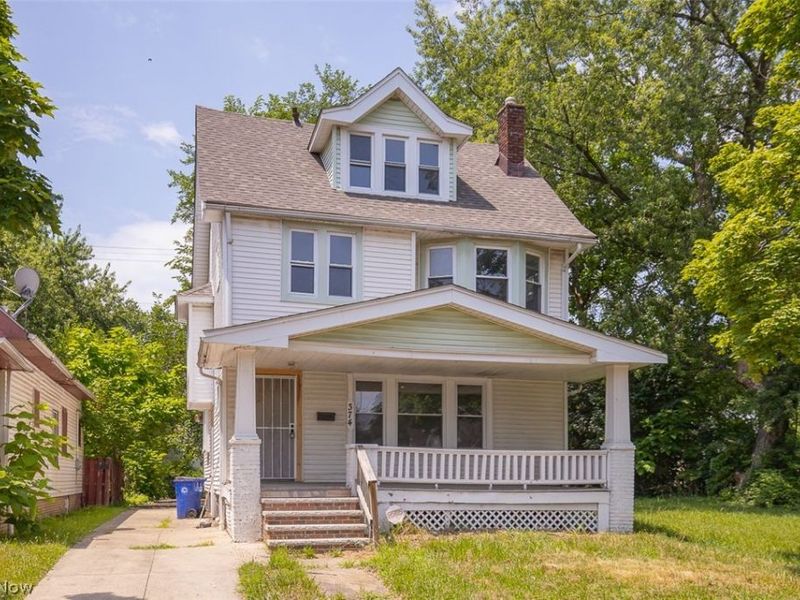 374 E 124th Street, Cleveland, OH 44108 Photo 2