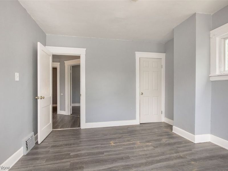 374 E 124th Street, Cleveland, OH 44108 Photo 21
