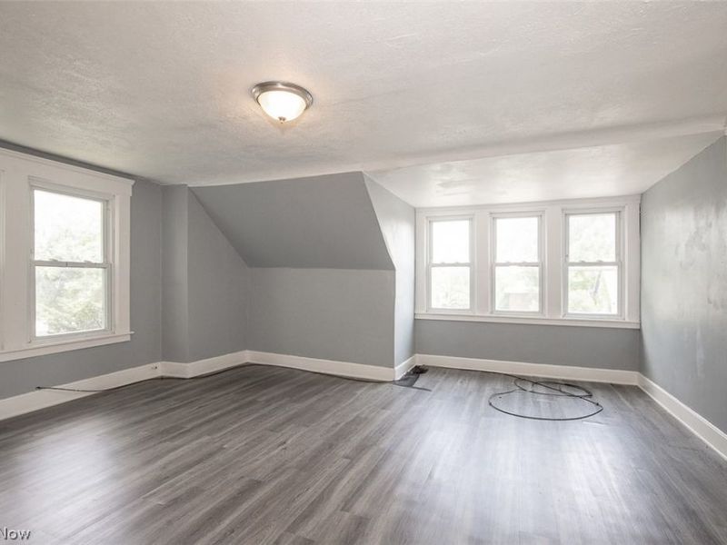 374 E 124th Street, Cleveland, OH 44108 Photo 26