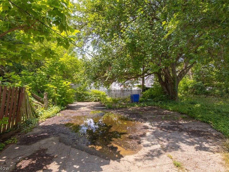 374 E 124th Street, Cleveland, OH 44108 Photo 34