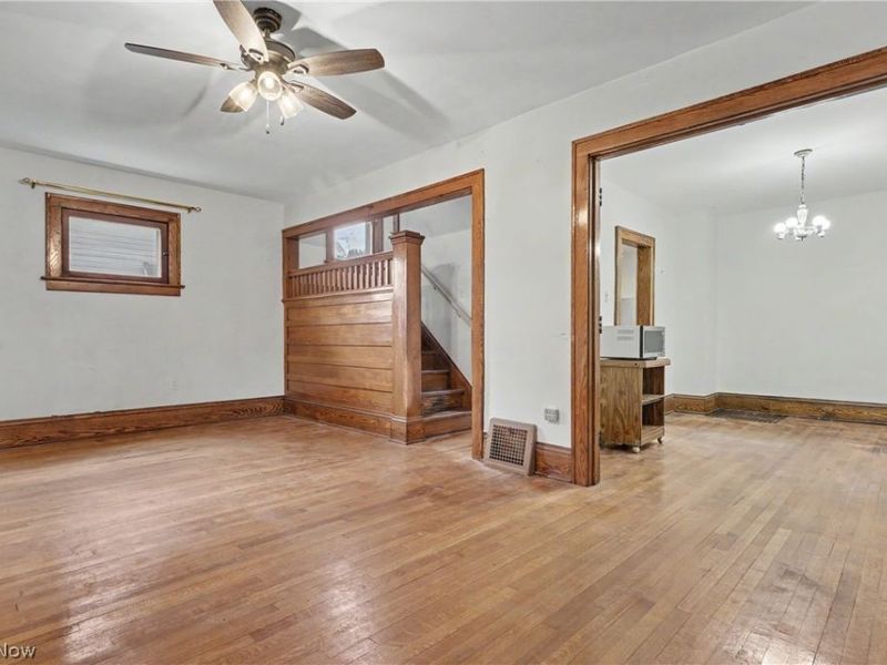 456 Delmar Avenue, Akron, OH 44310 Photo 11