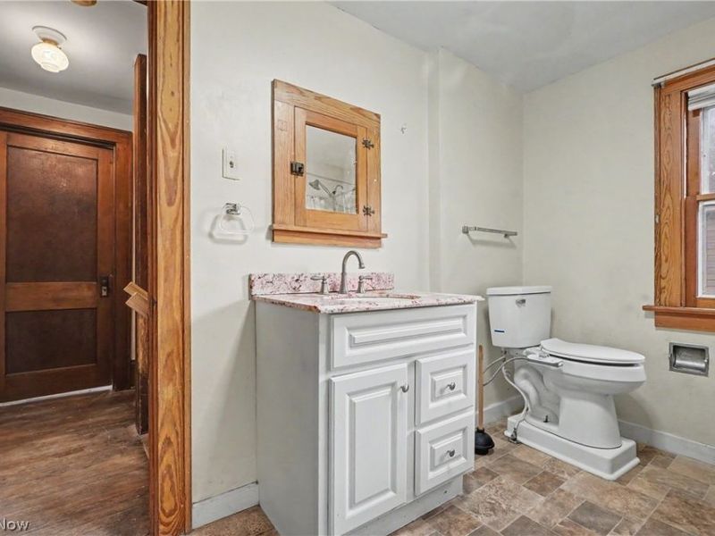456 Delmar Avenue, Akron, OH 44310 Photo 17