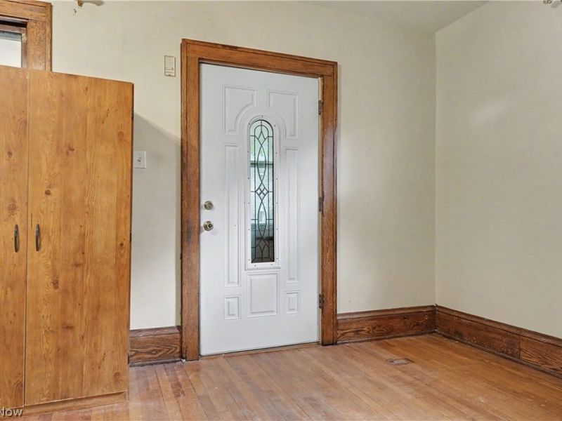 456 Delmar Avenue, Akron, OH 44310 Photo 4