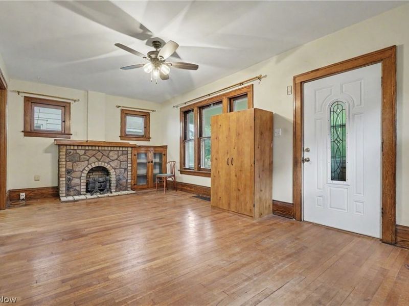 456 Delmar Avenue, Akron, OH 44310 Photo 6