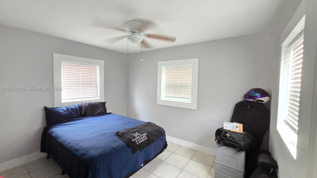 1430 NW 7th St , Fort Lauderdale, FL 33311 Photo
