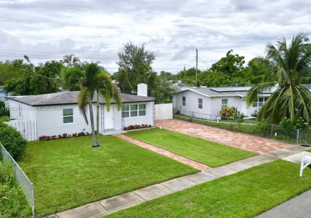 512 Aspen Rd , West Palm Beach, FL 33409 Photo