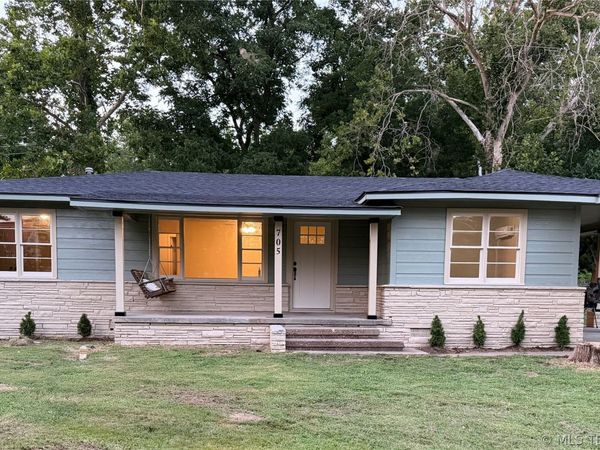 705 W Caddo, Wilburton, OK 74578