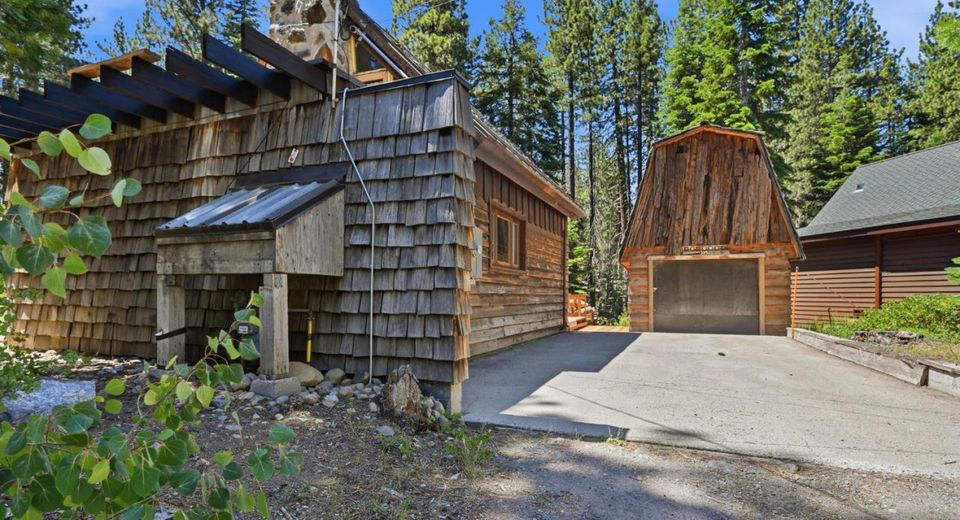 395 Tamarack Ln, Tahoe City, CA 96145 Photo