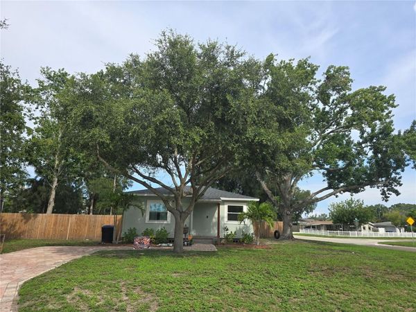 6001 CEDAR STREET NE, ST PETERSBURG, FL 33703