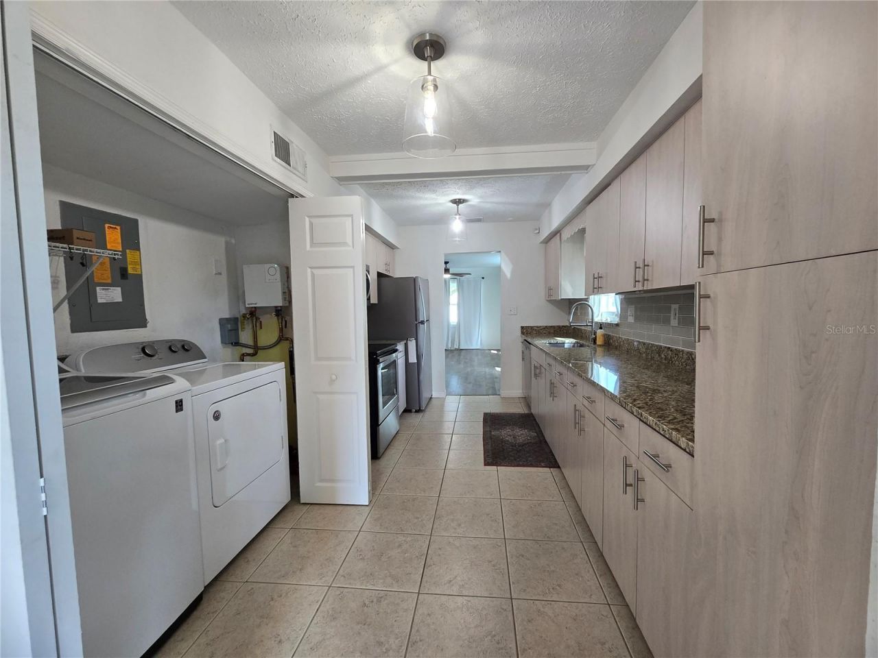 6001 Cedar Street Ne, Saint Petersburg, FL 33703 Photo