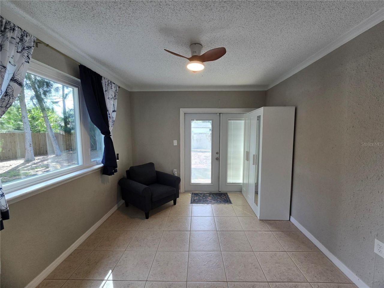 6001 Cedar Street Ne, Saint Petersburg, FL 33703 Photo