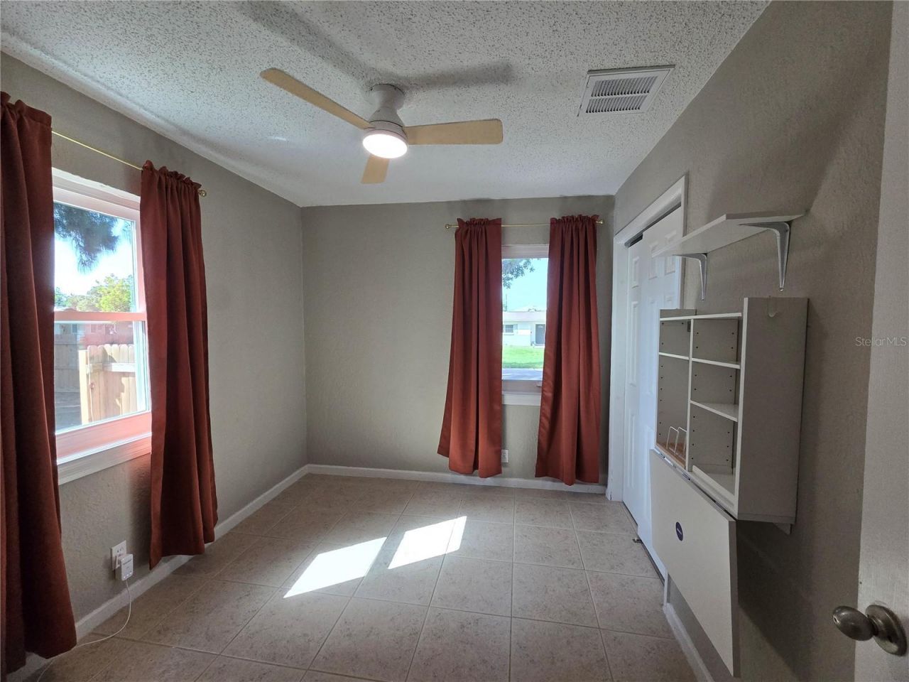 6001 Cedar Street Ne, Saint Petersburg, FL 33703 Photo